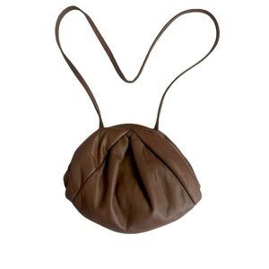 WOMAN'S VINTAGE CALIFORNIAN Brown Leather Cross Body Purse, 9.5H X 11w- LT22
